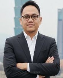 M Taufik Rahmadi, Editor-in-Chief